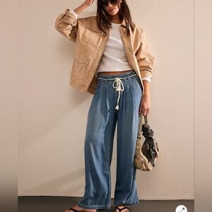 Free People We The Free Dakota Cinched Pull-On Jeans Size Small NWT $148 Vine